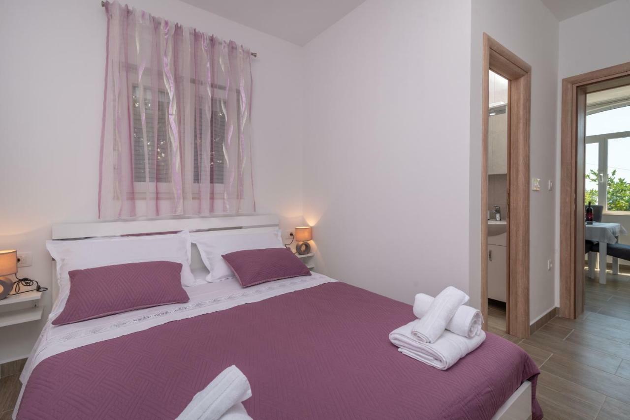 Apartman Niksi Trogir Zewnętrze zdjęcie