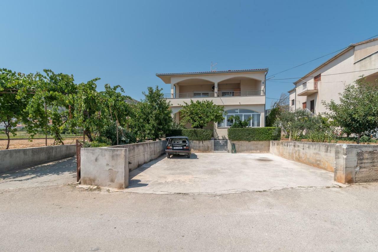 Apartman Niksi Trogir Zewnętrze zdjęcie