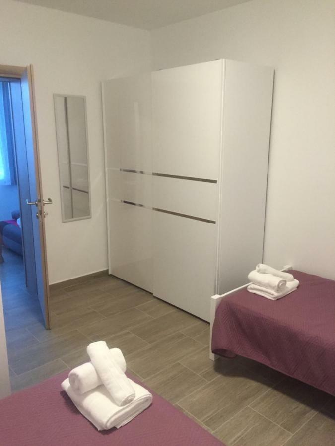 Apartman Niksi Trogir Zewnętrze zdjęcie